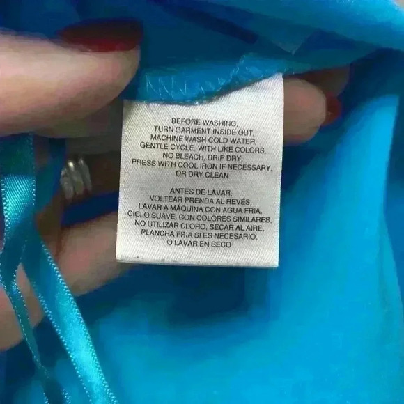 Blue Blouse Very Similar to Lilly Pulitzer Elsa Blouse. Machine washable 1U - Picture 6 of 6